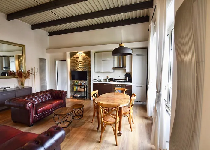 Industrial Loft Trastevere Station דירה רומא