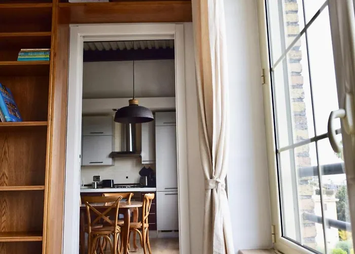 Industrial Loft Trastevere Station *